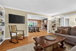 6875 Castleton Dr, Atlanta, GA 30328 - Photo 17