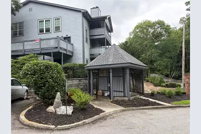 1305 Weatherstone Way NE, Atlanta, GA 30324 - Photo 11