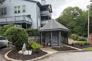 1305 Weatherstone Way NE, Atlanta, GA 30324 - Photo 11
