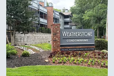 1305 Weatherstone Way NE, Atlanta, GA 30324 - Photo 9