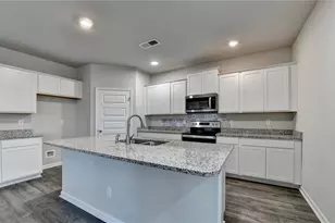 68 Mead Ct, Hoschton, GA 30548 - Photo 13