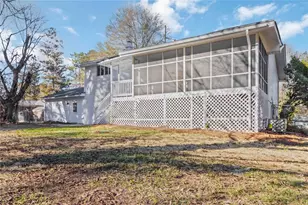 1535 Lake Jodeco Rd, Jonesboro, GA 30236 - Photo 7