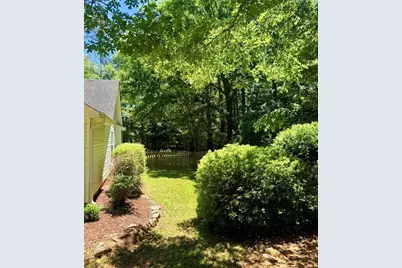 176 Flagman Street, Dawsonville, GA 30534 - Photo 3
