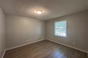 141 Summit View Dr, McDonough, GA 30253 - Photo 9