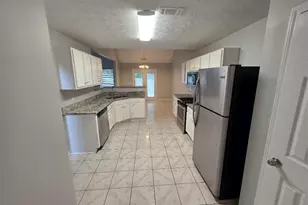 141 Summit View Dr, McDonough, GA 30253 - Photo 5