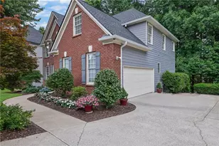 1620 Reindeer Ridge, Alpharetta, GA 30005 - Photo 3