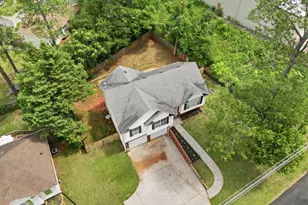 201 Hickory Ln, Cartersville, GA 30120 - Photo 5
