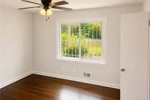 1189 Rock Cut Rd, Forest Park, GA 30297 - Photo 17