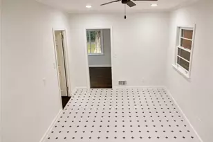 1189 Rock Cut Rd, Forest Park, GA 30297 - Photo 15