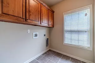 997 Spanish Moss Tr, Loganville, GA 30052 - Photo 31