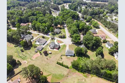 3219 Lindas Circle SE, Conyers, GA 30013 - Photo 7