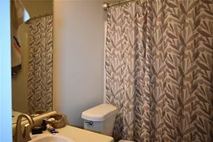 555 Windchase Ln, Stone Mountain, GA 30083 - Photo 17