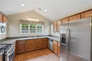 406 Somerton Pl, Cumming, GA 30040 - Photo 23