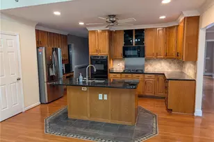 1964 Fields Pond Dr, Marietta, GA 30068 - Photo 9