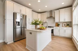 231 S Village Square, Canton, GA 30115 - Photo 5
