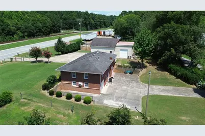 1559 Atlanta Highway SE, Winder, GA 30680 - Photo 1