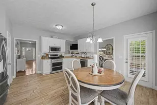203 Rosewood Dr SE, Calhoun, GA 30701 - Photo 17
