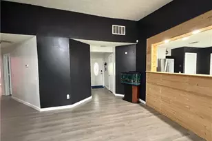 2301 Marshes Glenn Dr, Norcross, GA 30071 - Photo 5