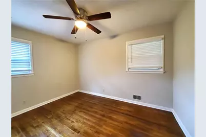 849 Capitol View Avenue NW, Atlanta, GA 30318 - Photo 13