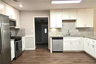 849 Capitol View Ave NW, Atlanta, GA 30318 - Photo 3