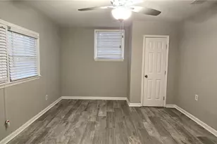849 Capitol View Ave NW, Atlanta, GA 30318 - Photo 9