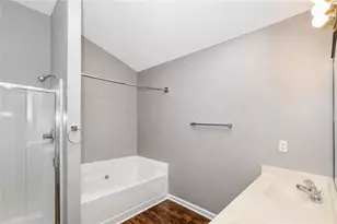 2552 Avery Park Cir, Doraville, GA 30360 - Photo 15