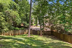 1111 N Valley Dr, Decatur, GA 30033 - Photo 9