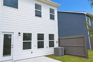 9448 Maple Grv Ln, Jonesboro, GA 30238 - Photo 7