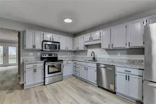 3876 Meadow Creek Dr, Peachtree Corners, GA 30092 - Photo 5