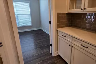 225 Windsor Park Dr, Woodstock, GA 30188 - Photo 5