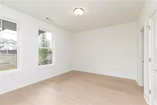 2251 Crestview Dr NE, Brookhaven, GA 30319 - Photo 11