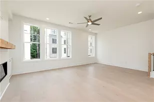 2251 Crestview Dr NE, Brookhaven, GA 30319 - Photo 7