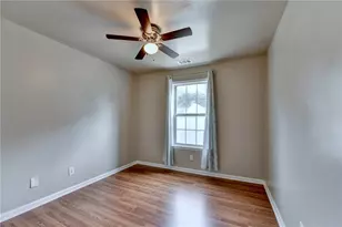 725 Manor Glen Dr, Suwanee, GA 30024 - Photo 41
