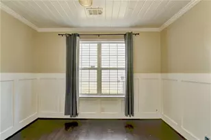 725 Manor Glen Dr, Suwanee, GA 30024 - Photo 21