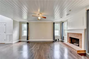 725 Manor Glen Dr, Suwanee, GA 30024 - Photo 7
