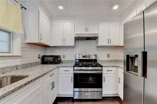 725 Manor Glen Dr, Suwanee, GA 30024 - Photo 17