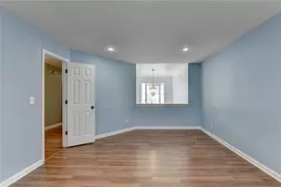 725 Manor Glen Dr, Suwanee, GA 30024 - Photo 35