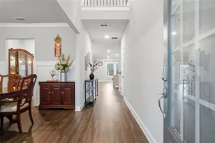 610 Stately Dr, Woodstock, GA 30188 - Photo 3