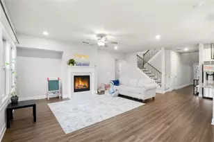 610 Stately Dr, Woodstock, GA 30188 - Photo 5