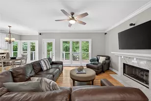 865 Devenish Ln, Roswell, GA 30075 - Photo 3