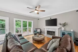 865 Devenish Ln, Roswell, GA 30075 - Photo 19