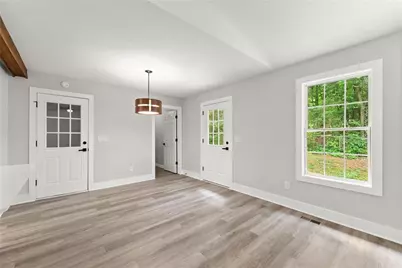6411 Narramore Way, Lula, GA 30554 - Photo 11