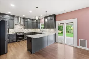 1060 Forest Creek Dr, Canton, GA 30115 - Photo 13