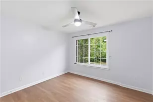 1060 Forest Creek Dr, Canton, GA 30115 - Photo 21