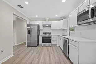 394 Burr Oak Ct, Lawrenceville, GA 30046 - Photo 15
