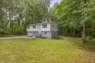 394 Burr Oak Ct, Lawrenceville, GA 30046 - Photo 3