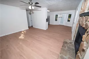 6456 Wildwood Trail, Flowery Branch, GA 30542 - Photo 7