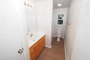 6456 Wildwood Trail, Flowery Branch, GA 30542 - Photo 13