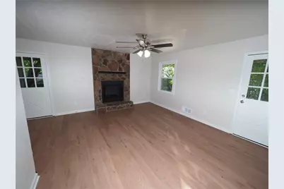 6456 Wildwood Trail, Flowery Branch, GA 30542 - Photo 7