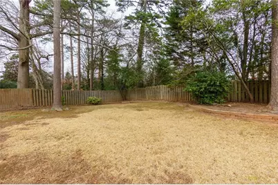 154 Osner Drive, Atlanta, GA 30342 - Photo 3
